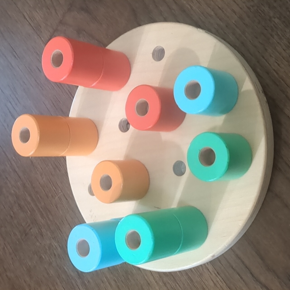 Stacking Toy with Colorful Rings - Picture 4 of 4